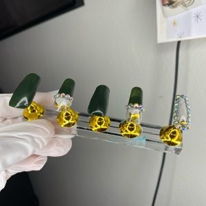 ⚠️SOLD⚠️ Press On Nails